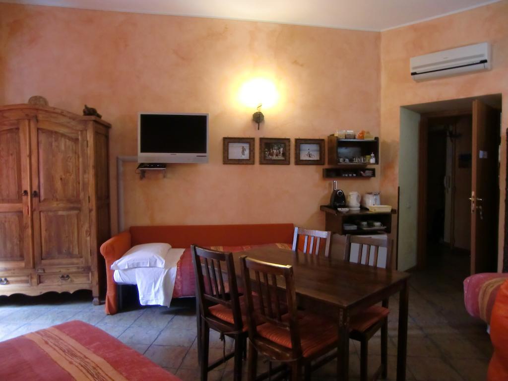 Momi Bed And Breakfast Ρώμη Δωμάτιο φωτογραφία