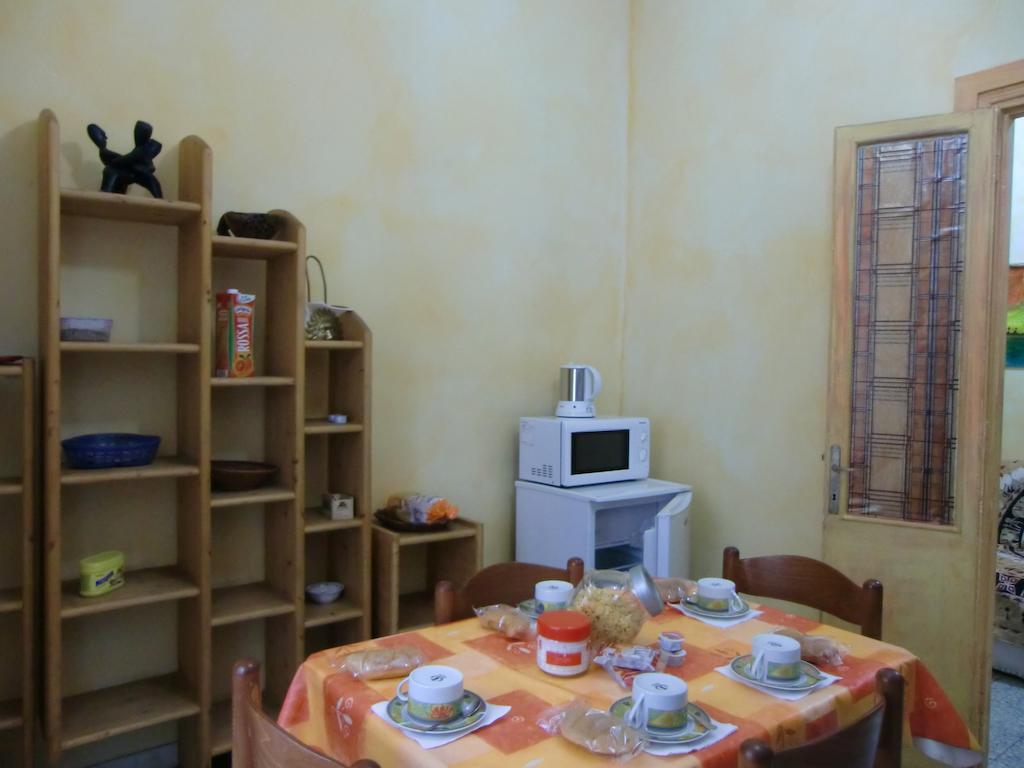 Momi Bed And Breakfast Ρώμη Δωμάτιο φωτογραφία