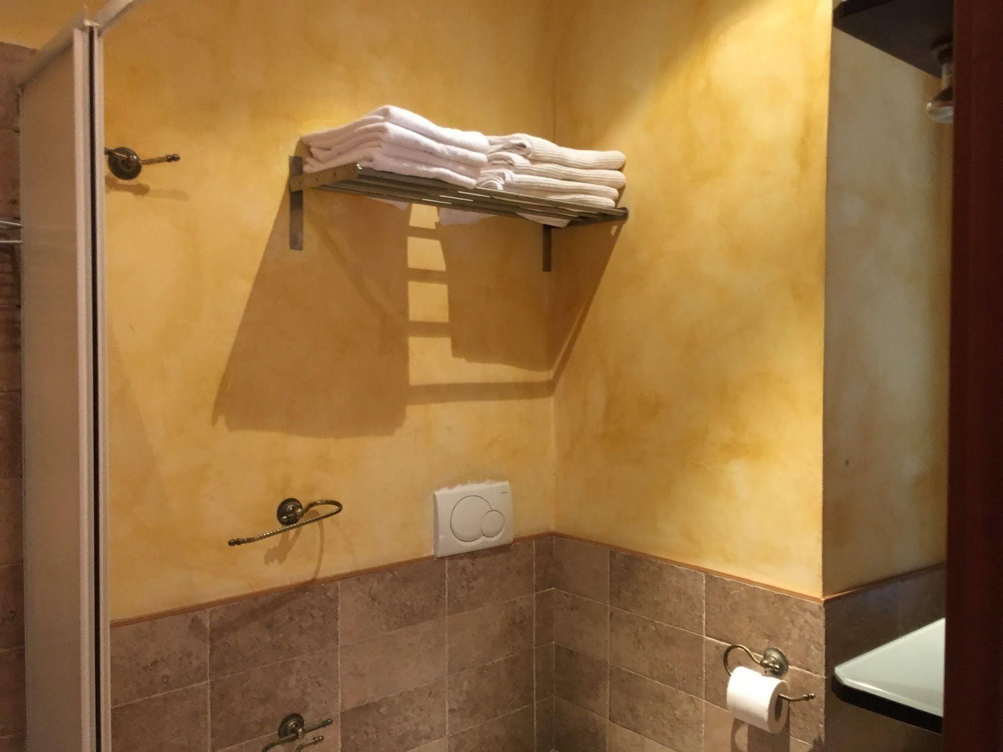 Momi Bed And Breakfast Ρώμη Εξωτερικό φωτογραφία
