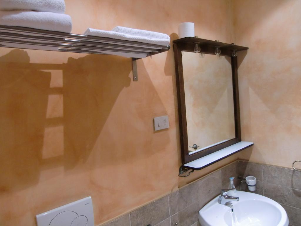 Momi Bed And Breakfast Ρώμη Εξωτερικό φωτογραφία
